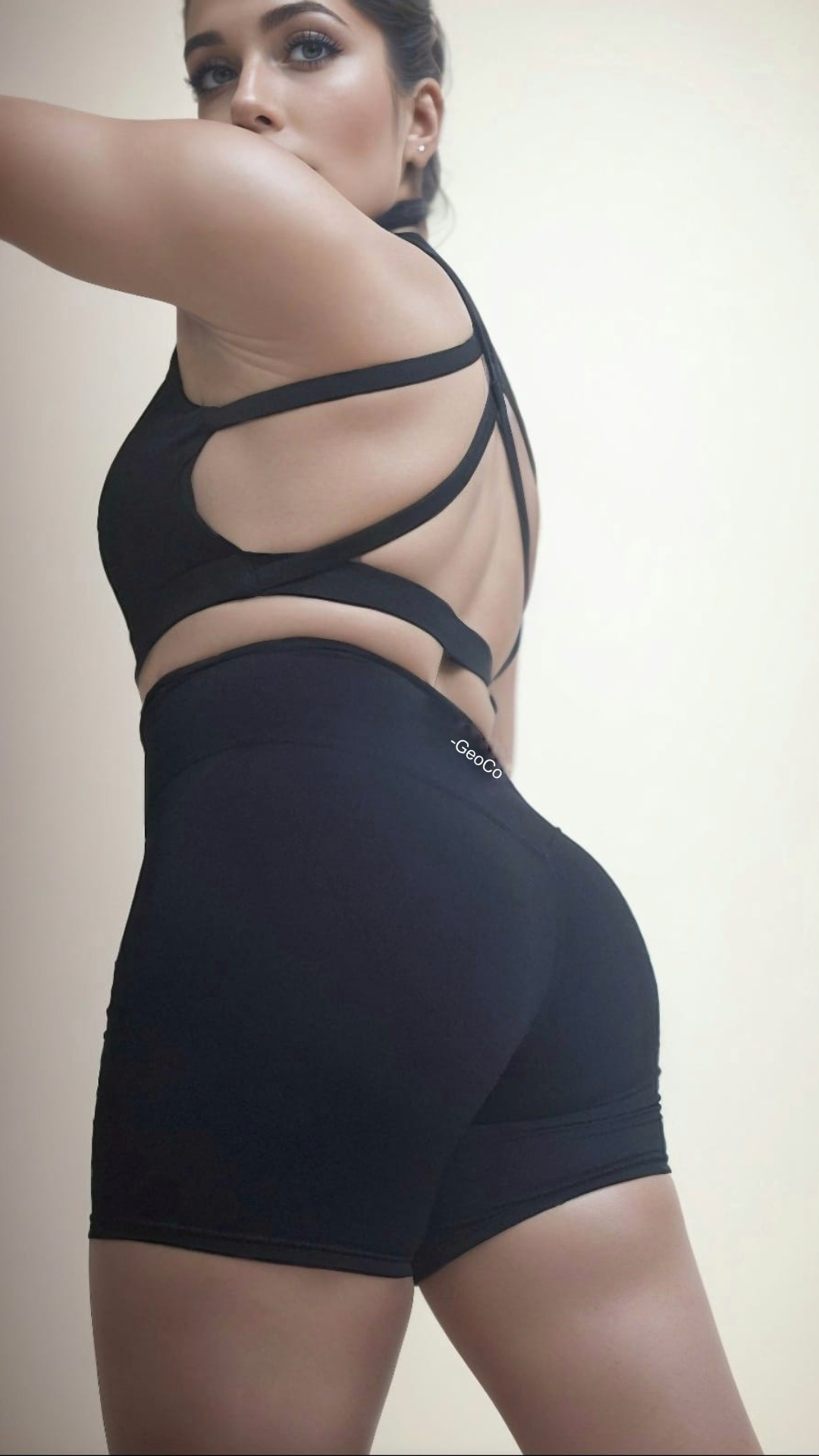 High-Waisted Hip-Lifting Sports Shorts (Small Logo)
